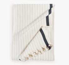 Load image into Gallery viewer, Golden Moments Gift Box