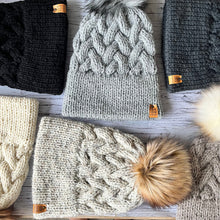 Load image into Gallery viewer, Knitted Winter Hat