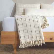 Load image into Gallery viewer, Cotton Throw
